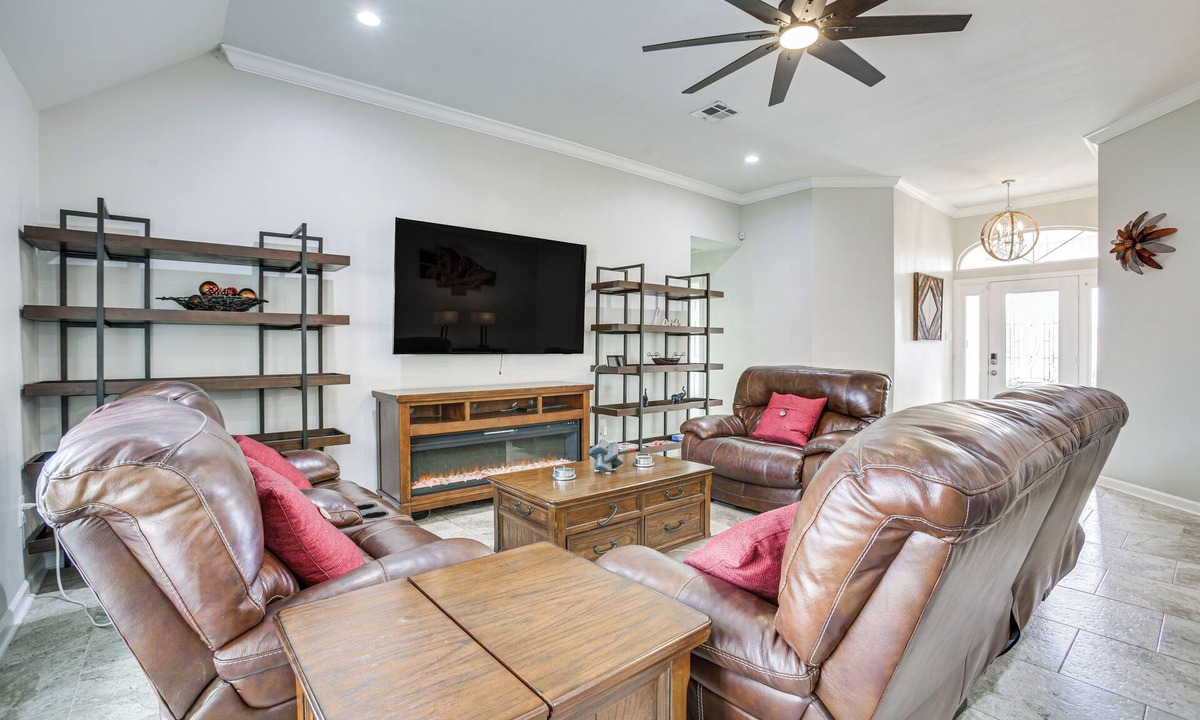 LaPlace House | Explore Bayou Country! Family Home in NOLA Suburbs