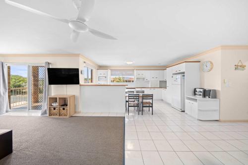 Bellara Apartment | Explore Bribie Island from Spacious Adjacent Units