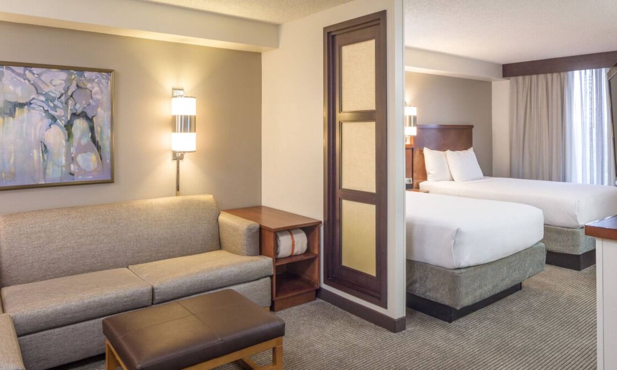 Grand Prairie House | Explore Downtown Dallas! Continental Breakfast! Pets Allowed, Pool!