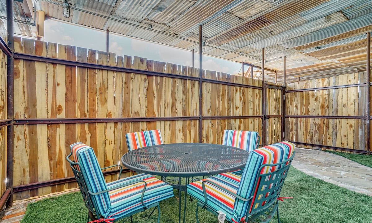 Burkburnett Apartment | Explore Dtwn Burkburnett! Industrial Apt w/Patio