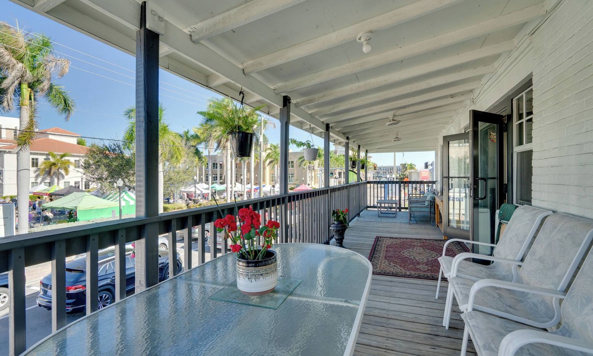 Punta Gorda House | Explore Historic Dtwn Punta Gorda! Home w/Deck