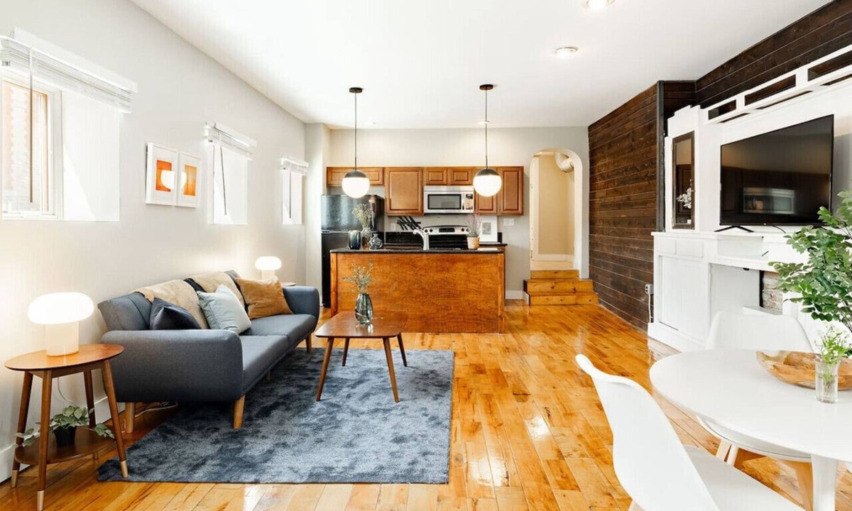 Pendleton House | Explore OTR | Parkside Condo