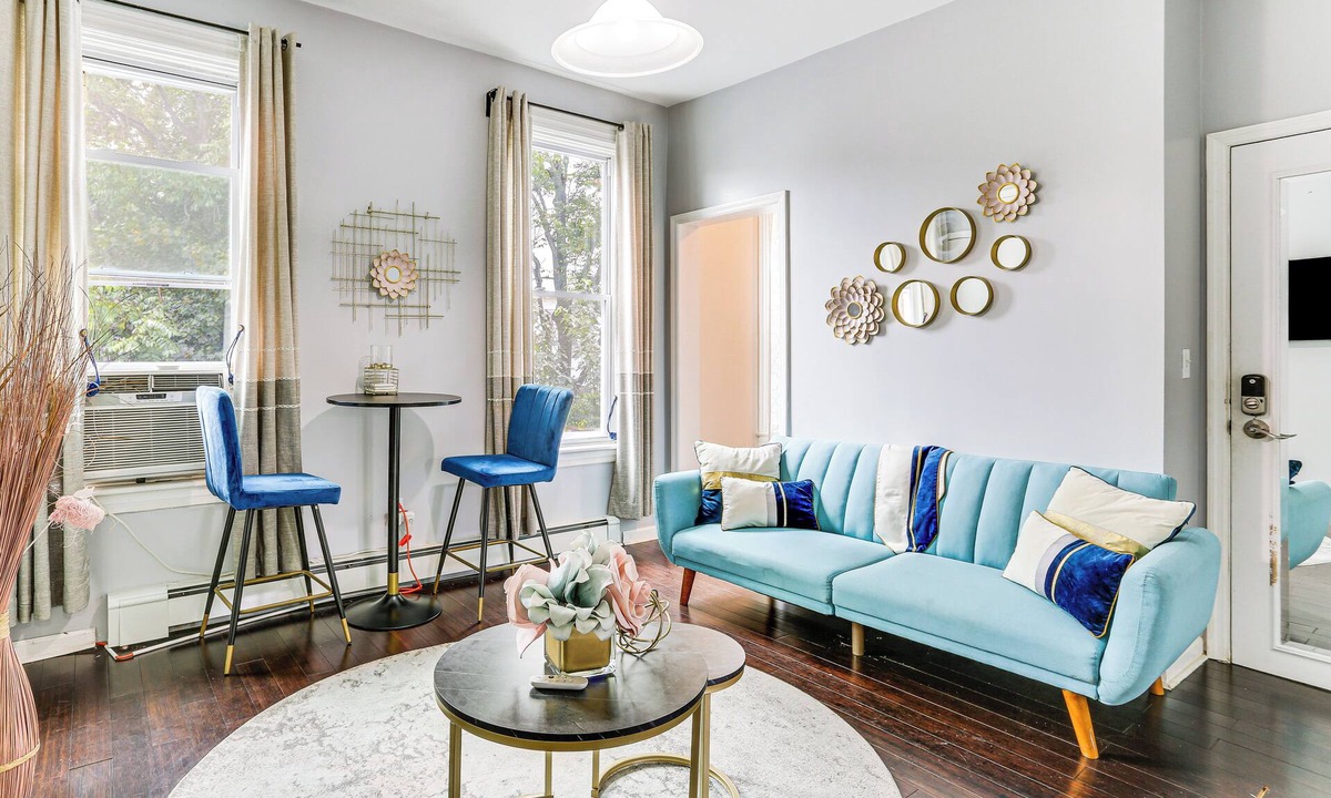 Newburgh Apartment | Explore & Work! Stylish Washington Heights Duplex