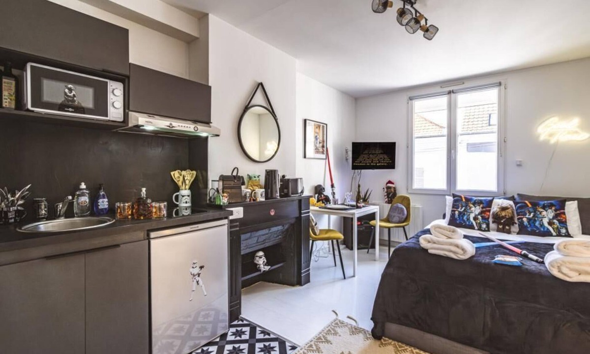 Mont d'Arene Apartment | Explorereims - Studio Intergalactique Chic Proche Gare et Centre