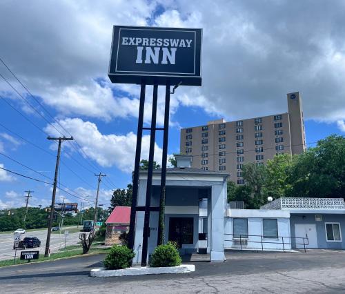 Smyrna Hotel | Expressway Inn Airport Downtown