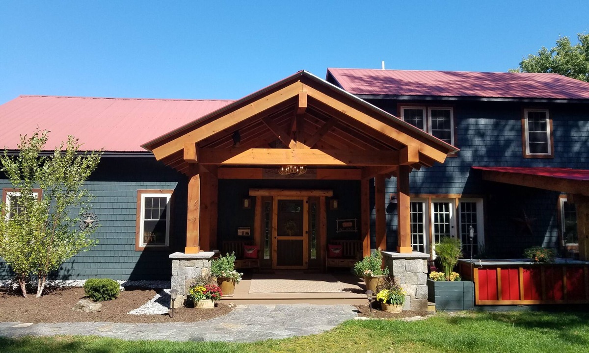 Hague House | Exquisite Adirondack Home in N. Lake George, NY