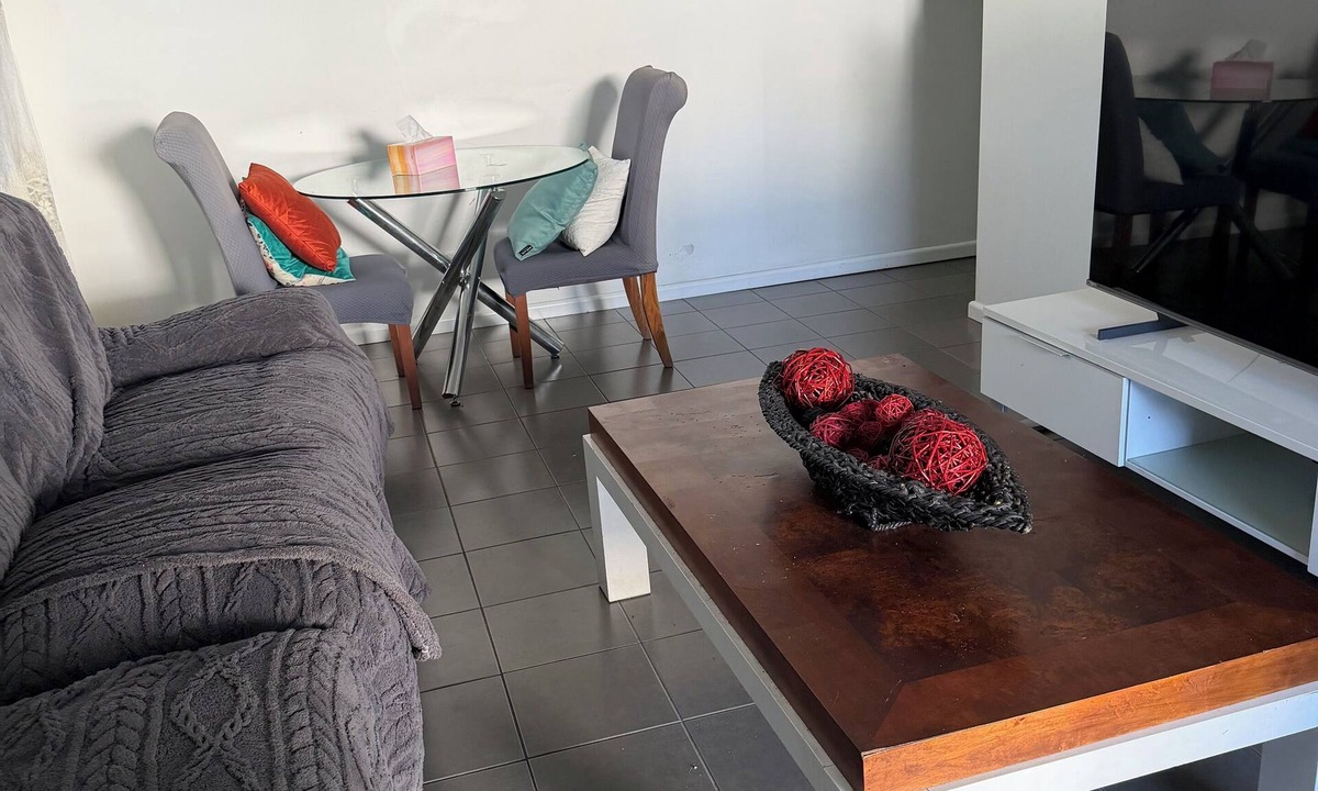 Sunnybank Apartment | Exquisite and Classic Apartment