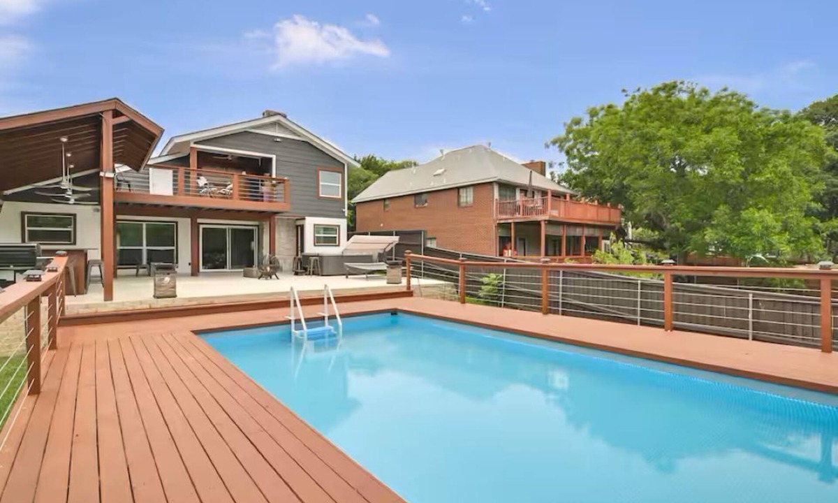 Lewisville House | Exquisite DFW Lakefront Mansion 16 Beds: Pool Spa