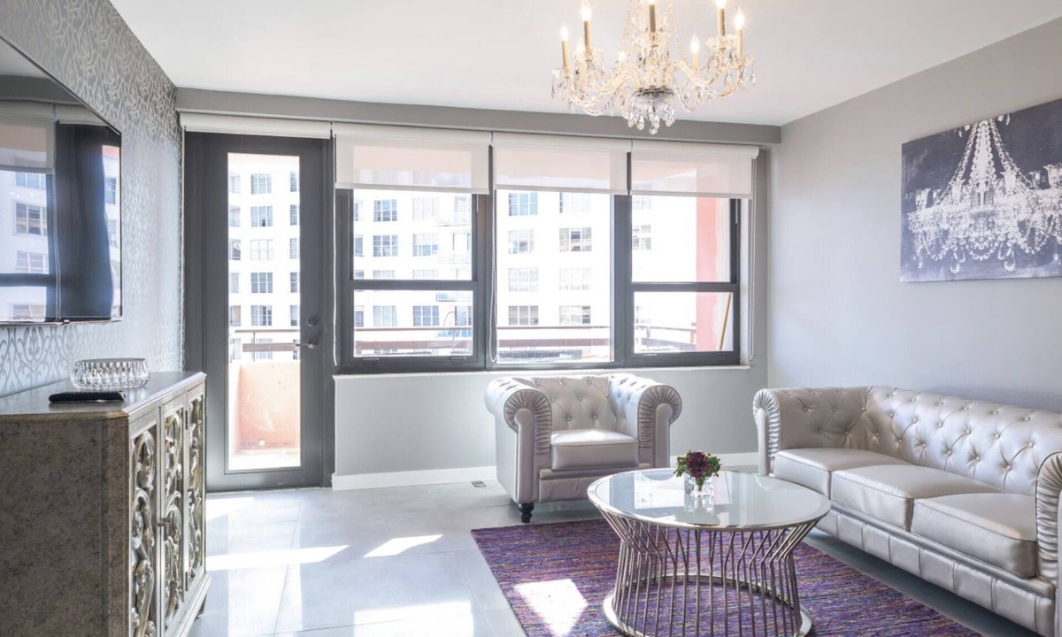 Mid Beach Apartment | Exquisite Oceanfront Condo In Resort