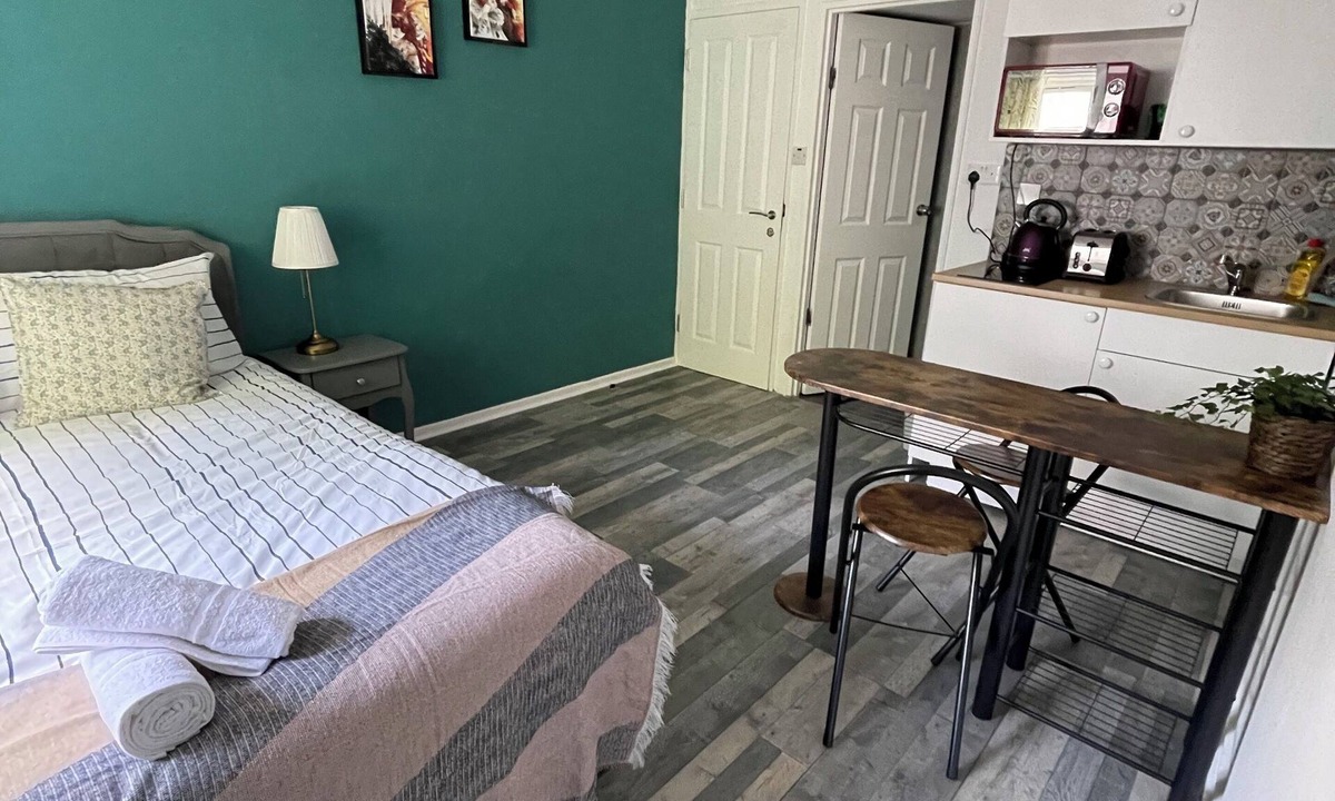 Finsbury Park Apartment | Exquisite Studio #4