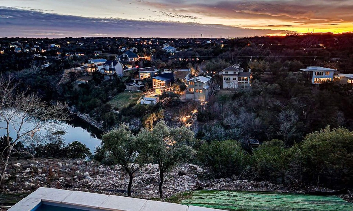 Apache Shores House | Exsqusite Home + Private Pool - Firefly Canyon