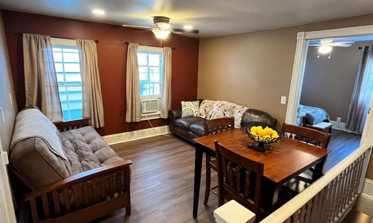 Brunswick Apartment | Extended Loft. Near AT, C&O, Harper`s Ferry