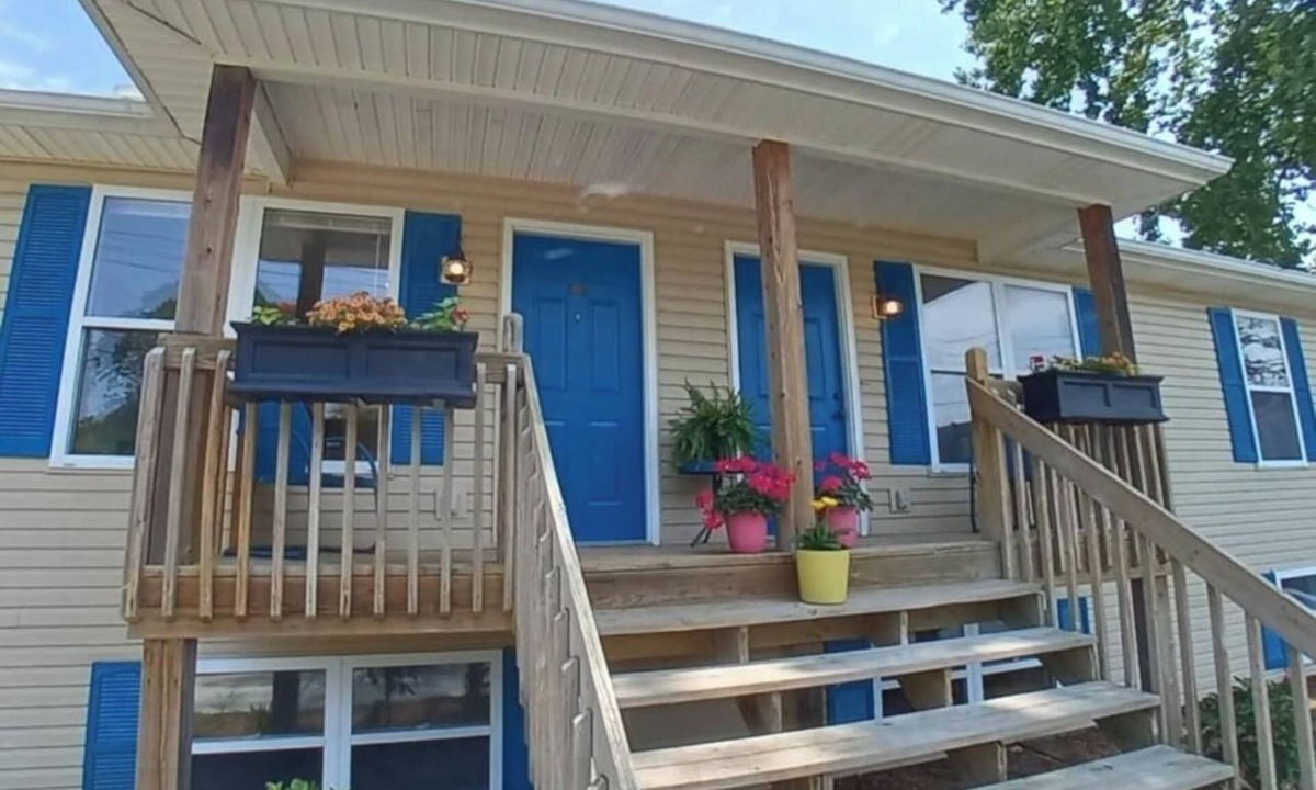 Richmond Apartment | Extended Stay - Park Place #1 - Stylish, Comfort, & Convenience, Just Like Home