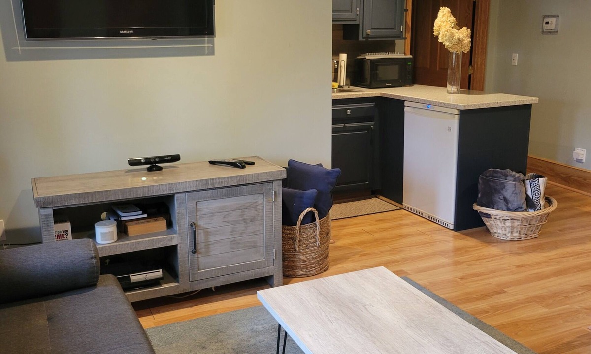 Briarcliff Manor Apartment | EXTENDED STAY FOR PROFESSIONALS - Private Studio Apartment