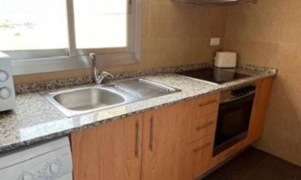 Playa Pobla de Farnals Apartment | Exterior apartment five minutes from the beach and 15 minutes from Valencia.