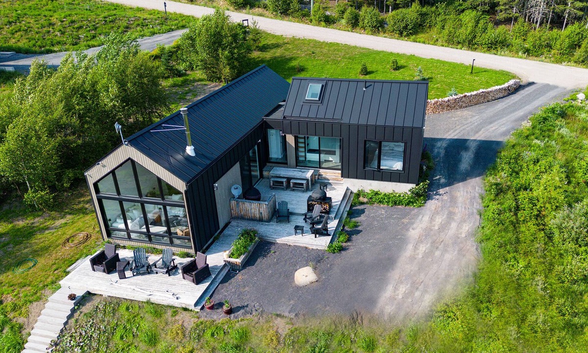 La Malbaie Ski Chalet | Extraordinary brightness in Charlevoix
