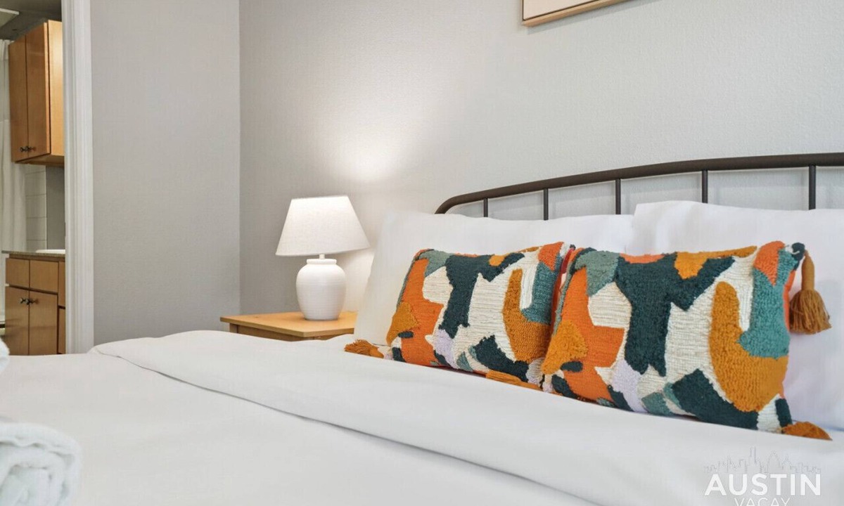 West Campus Apartment | Extremely Comfortable King Beds in Super Cute Apt