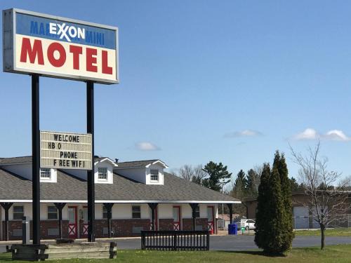 Wauksaukee Hotel | Exxon Quik Stop & Motel