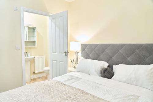 Congerstone House | F&Fs