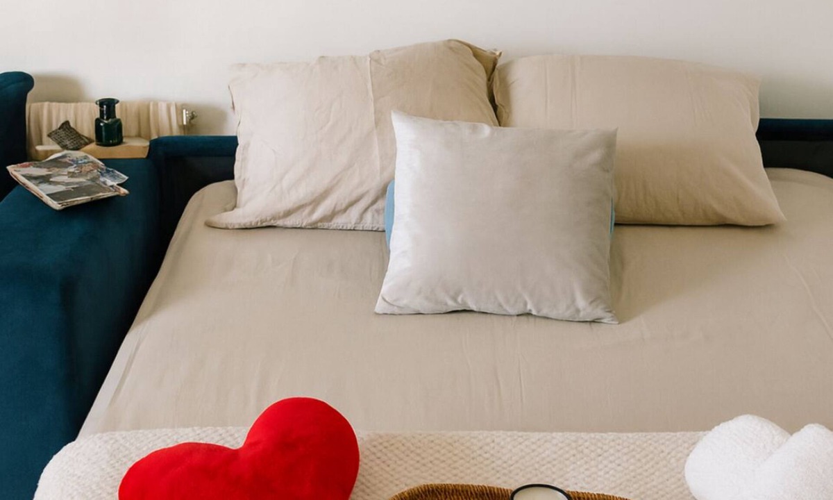 Les Coves Apartment | F1 bright cosy pool view balcony and private parking