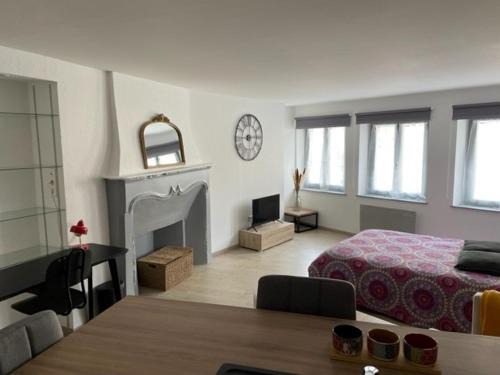 Luxeuil-les-Bains Apartment | F1 Centre Historique Saint Valbert