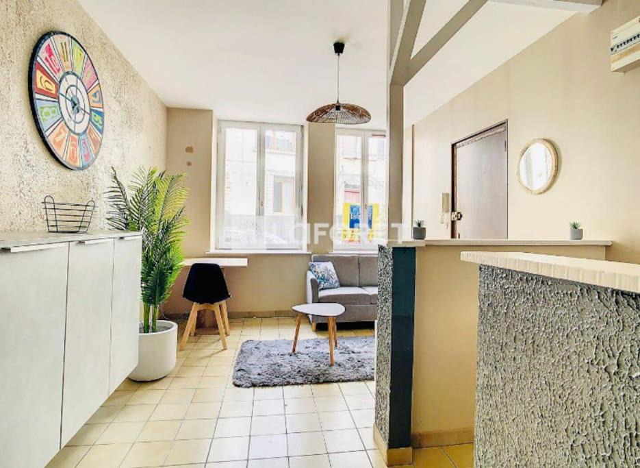 Neufchateau Apartment | F2 avec terrasse centre ville