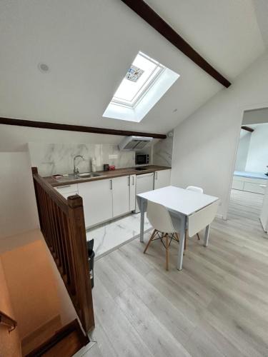 Quartier Centre Ville Apartment | F3 au grenier d'une maison