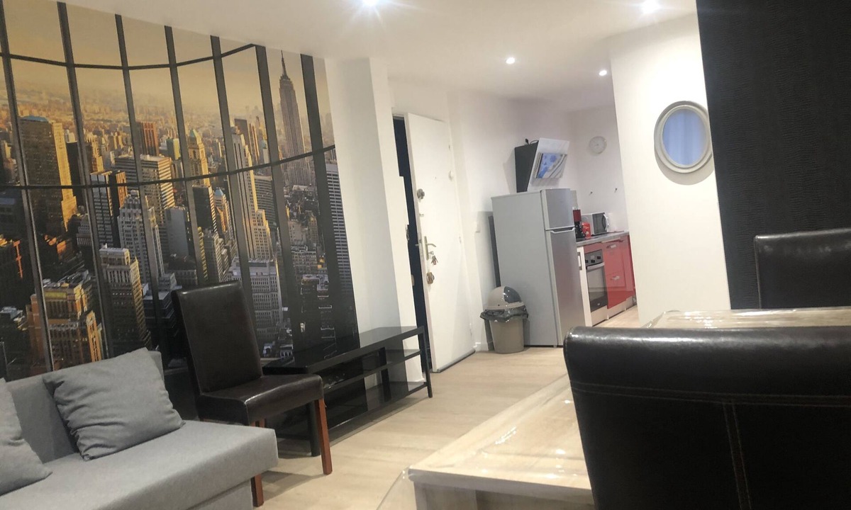 Deville-les-Rouen Apartment | F3 with 3 BEDS + Free Parking