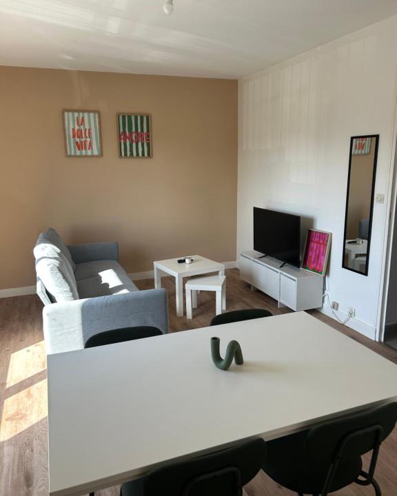 Barriere Saint Marc Apartment | F4 lumineux proche Gare et centre ville