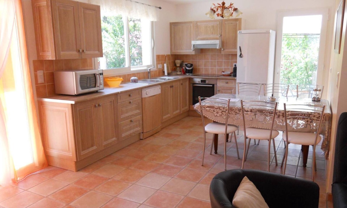 Villelongue-dels-Monts Villa | F4 with pool access