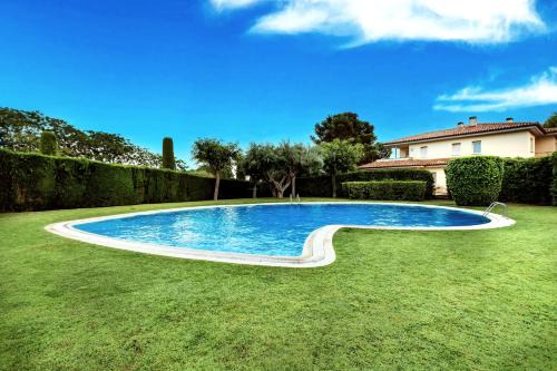 Bonmont Terres Noves House | Fabulosa Adelfas : entre mar y montañas