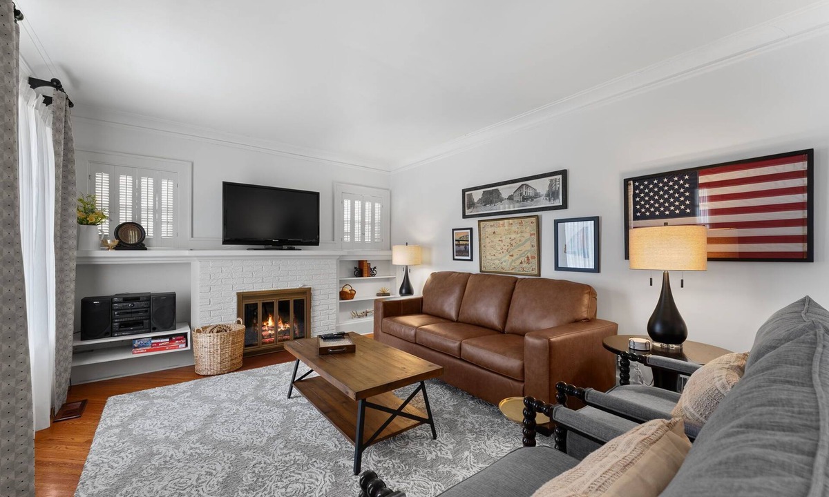 Muscatine House | Fabulous 2-bedroom house in Muscatine