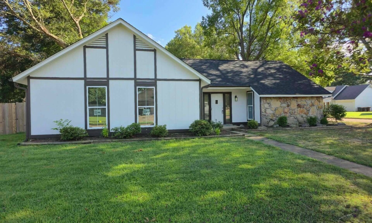 Bartlett Estates House | Fabulous 3-bedroom house in Bartlett