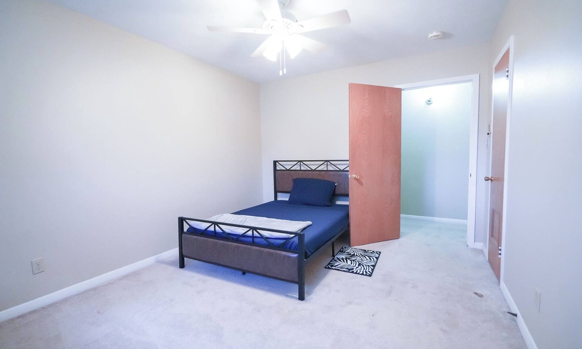 Baytown House | Fabulous 4-bedroom house with AC in charming Baytown