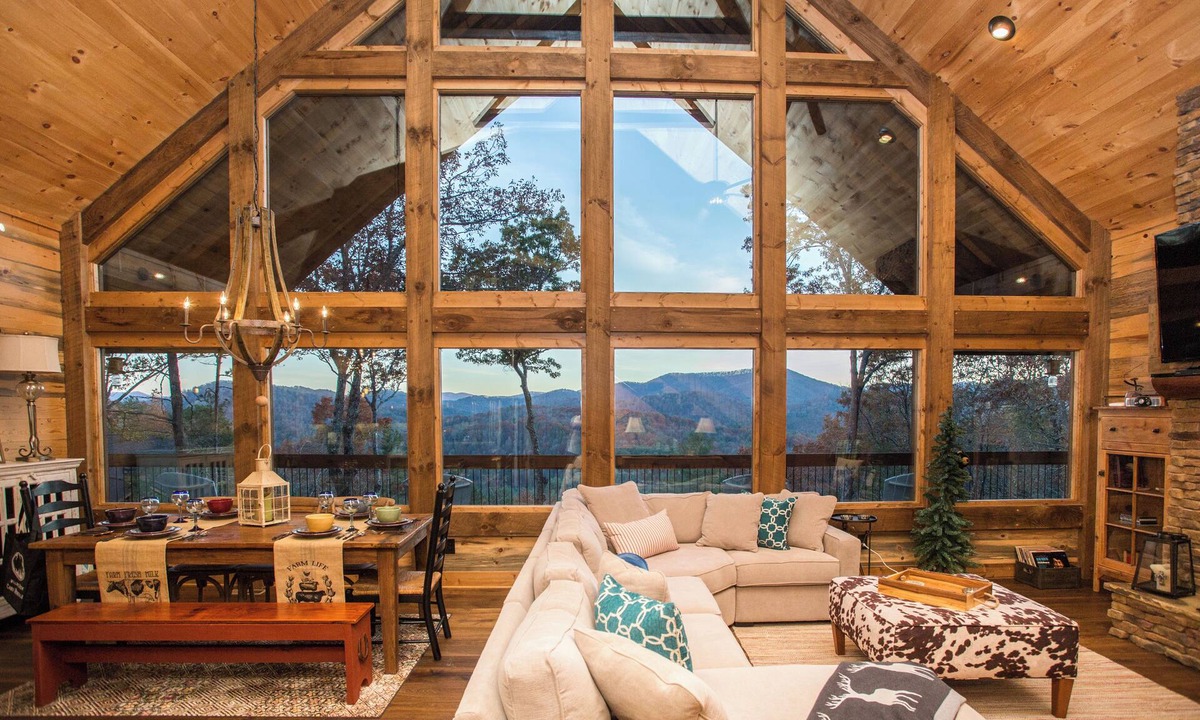 Aska Cabin | Fabulous 4-Bedroom Mountain Cabin, Breath-Taking Views, Heart of Aska Adventure