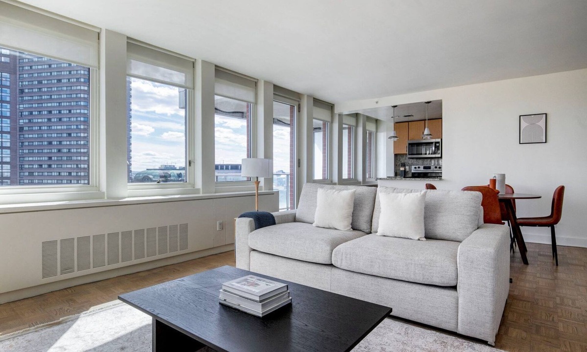 Back Bay Apartment | Fabulous Back Bay 2BR w/W/D, nr Prudential Center, by Blueground