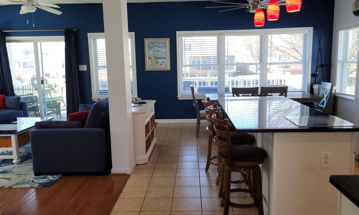 Selbyville House | Fabulous Fenwick Island Waterfront property!