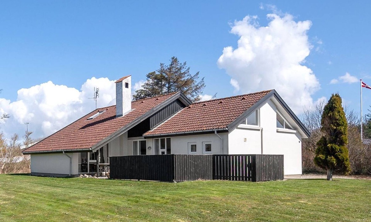 Nordenbro Vesteregn House | "Faina" - 100m from the sea by Interhome