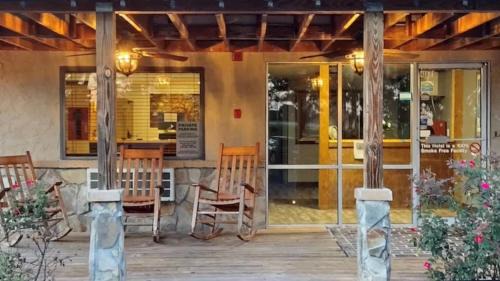 Richmond Hill Hotel | Fairbridge Inn express