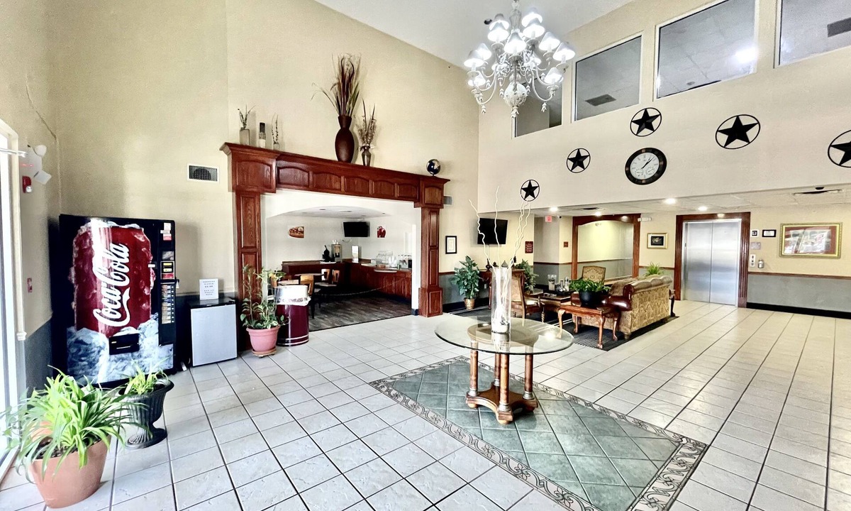 Cleburne Hotel | FairBridge Inn & Suites Cleburne
