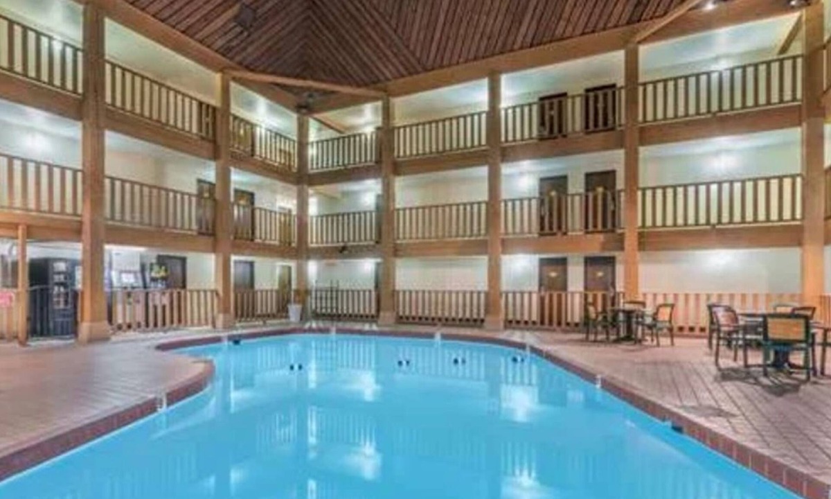 Spearfish Hotel | FairBridge Inn & Suites Spearfish