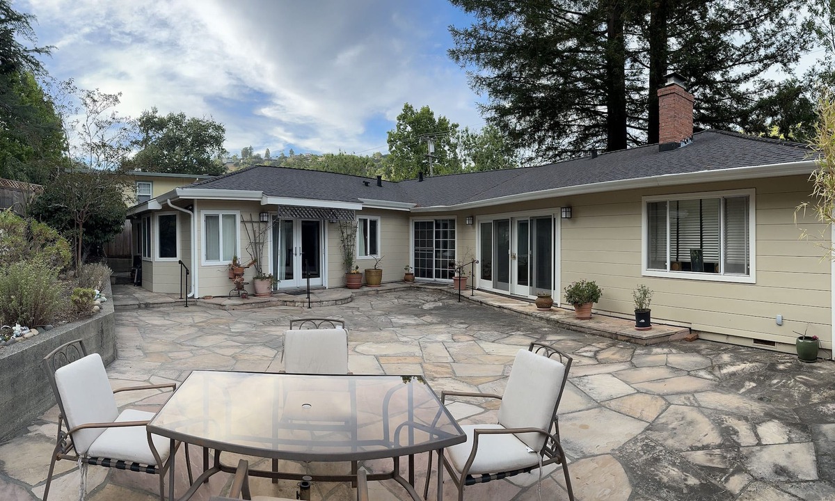 Sleepy Hollow House | Fairfax Adventure Getaway