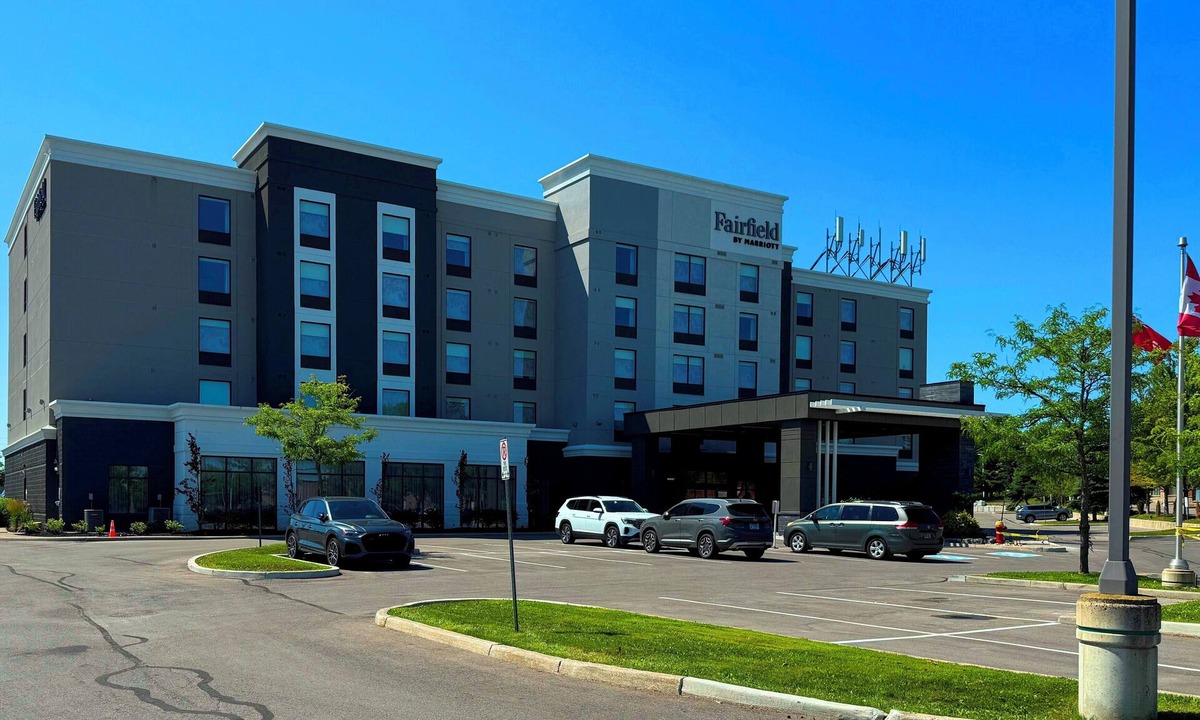 Newmarket Hotel | Fairfield by Marriott Inn & Suites Newmarket