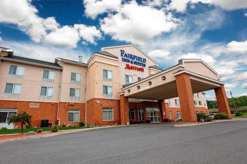 Sudbury Hotel | Fairfield by Marriott Inn & Suites Sudbury
