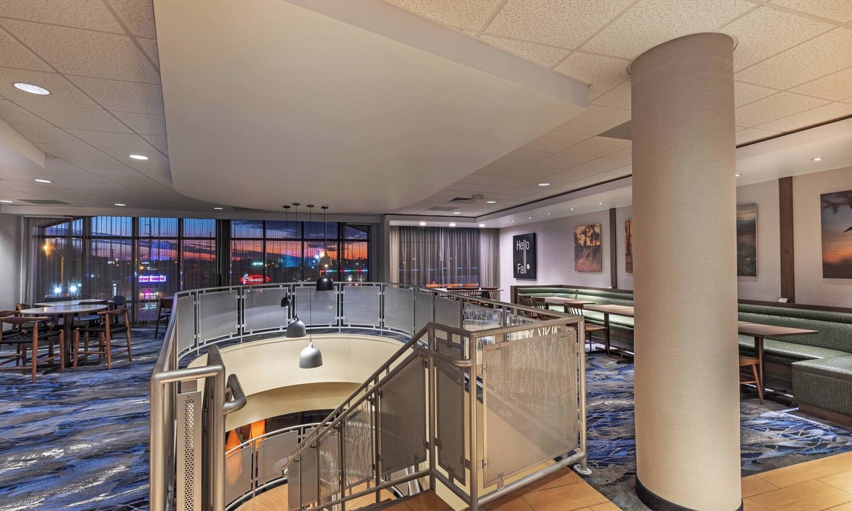 Brady Arts District Hotel | Fairfield by Marriott Inn & Suites Tulsa Downtown Arts District