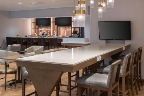 Issaquah Hotel | Fairfield by Marriott Issaquah