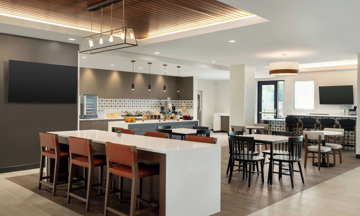 Rohrerstown Hotel | Fairfield By Marriott Inn & Suites Lancaster