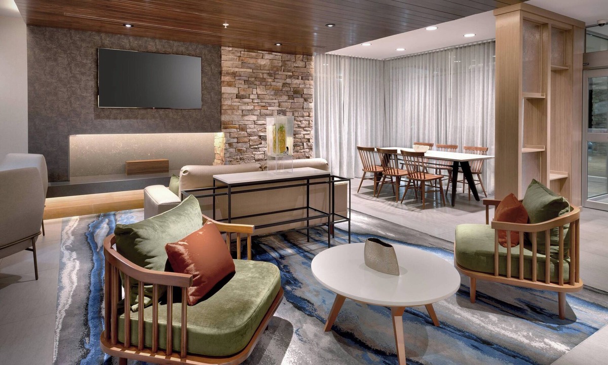 Fort Smith Hotel | Fairfield Inn & Suites by Marriott Fort Smith