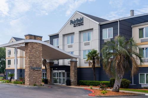 Beaumont Hotel | Fairfield Inn & Suites Beaumont