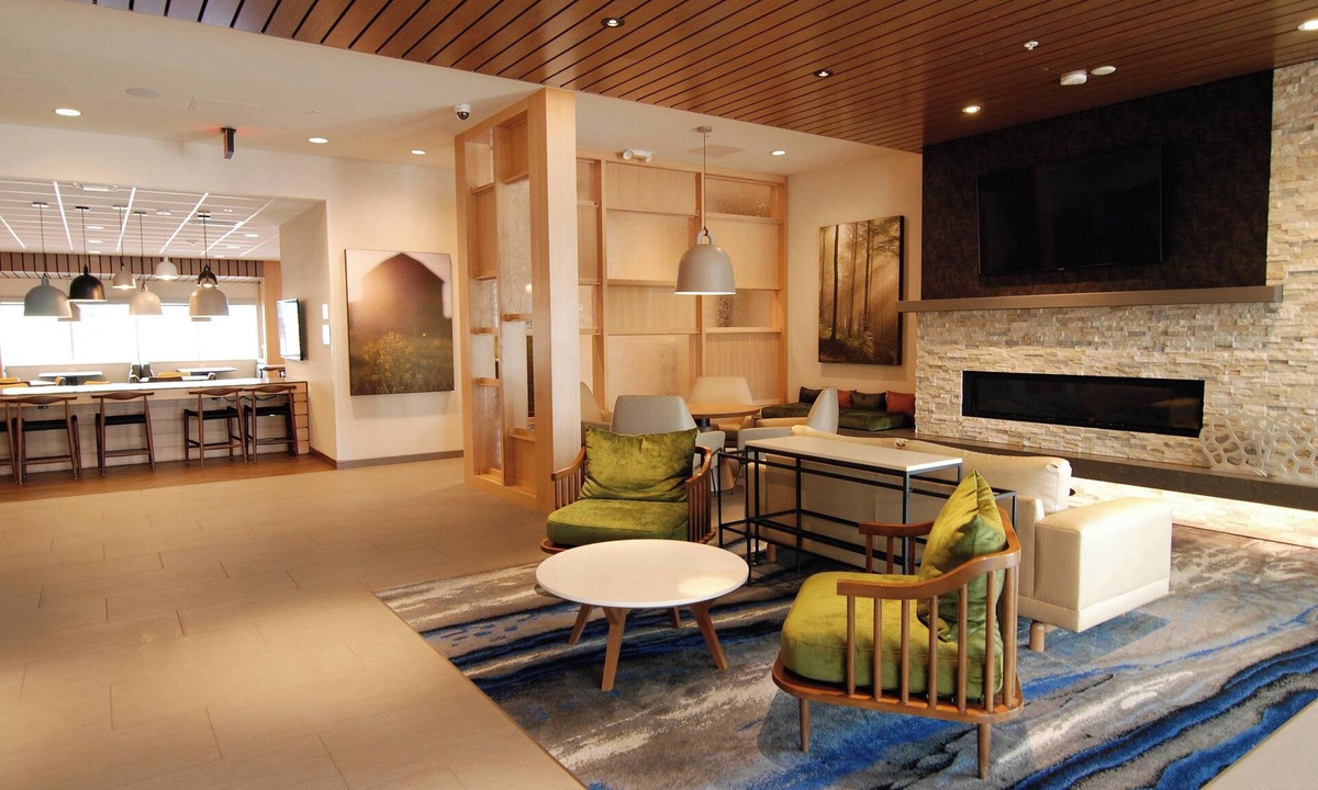 Winona Hotel | Fairfield Inn & Suites by Marriott Winona